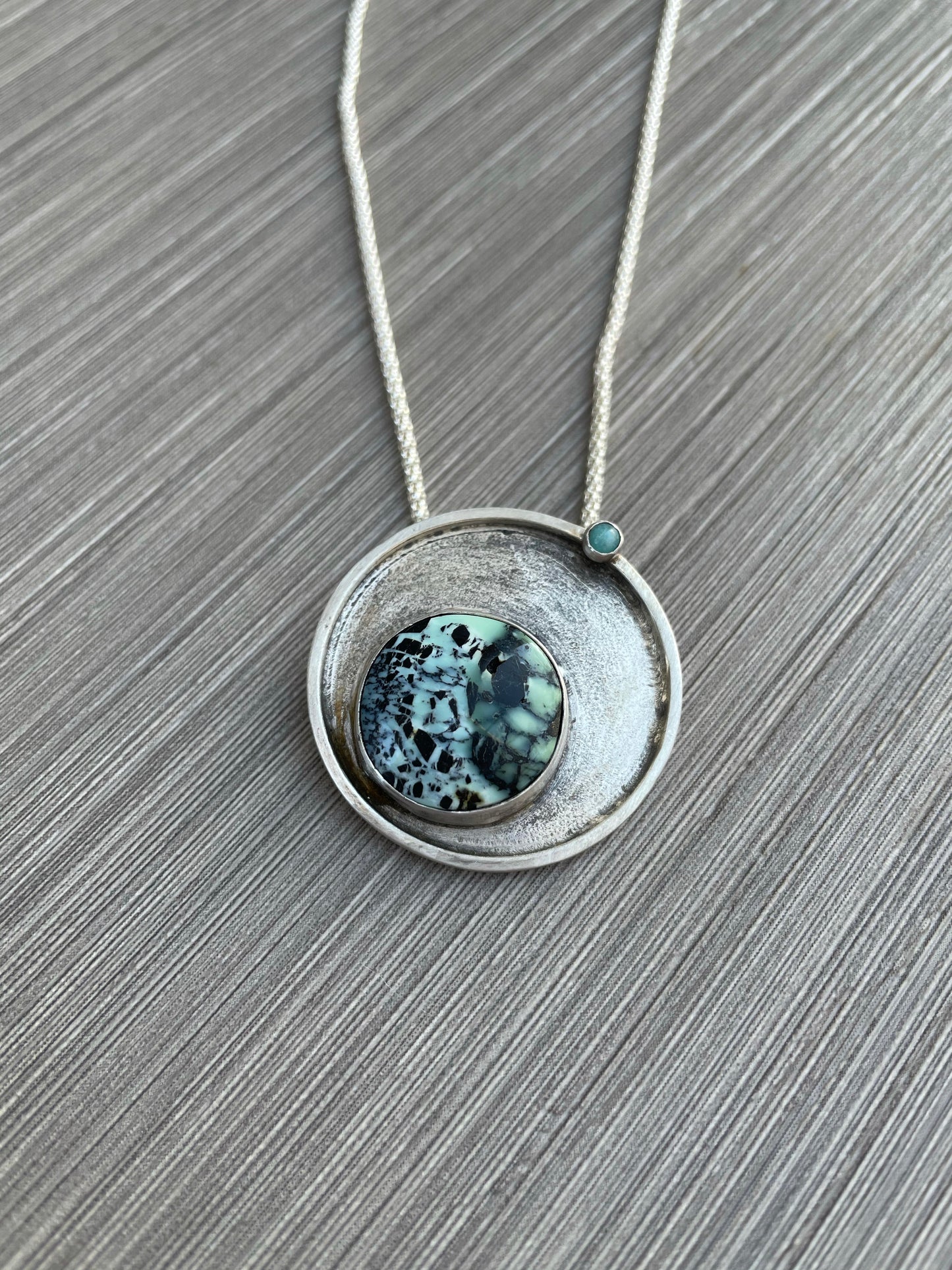 Prince Variscite Orbite Mystère Petit Pendant Necklace